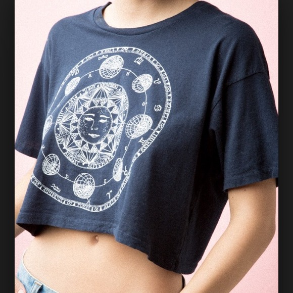 Brandy Melville navy blue horoscope cropped tshirt