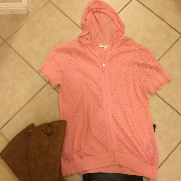 Liz Claiborne- peach sweater with shear front