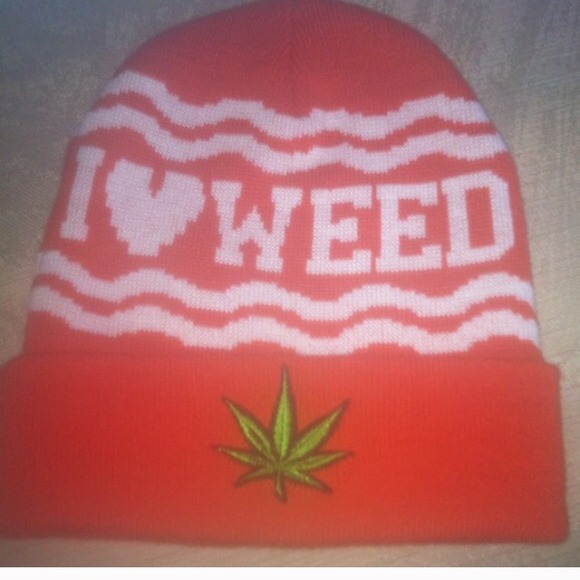Orange I "heart" weed beanie