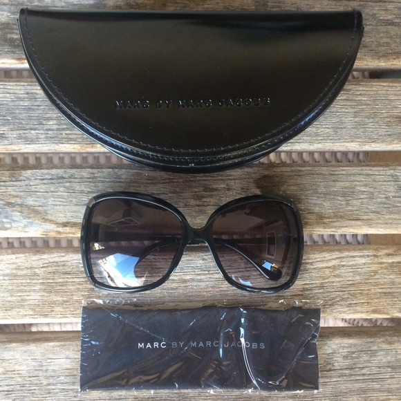 AUTHENTIC Marc by Marc Jacobs Sunglasses
