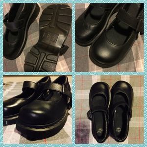 🌜ONE HOUR SALE🌛DR Martens Annalisa Mary Jane