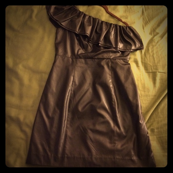 FOREVER 21 Asymmetrical Dress in Olive Green