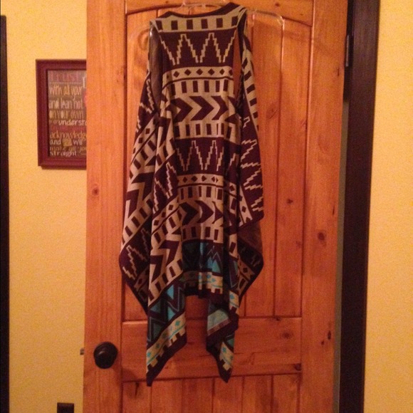 Aztec print cardigan vest