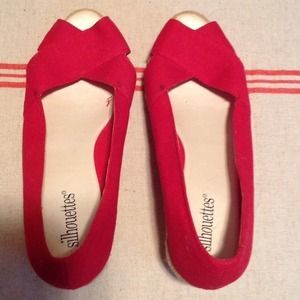 Silhouettes Wedges Size 8 1/2 W.
