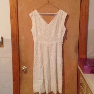 1950s Ivory Linen Brocade Dress. Size S.