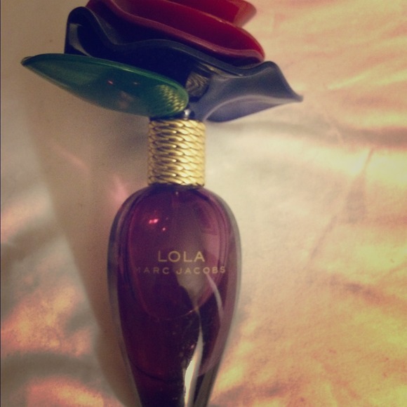 Marc Jacobs Lola Perfume