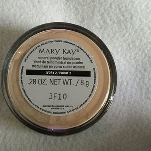 Mineral powder foundation