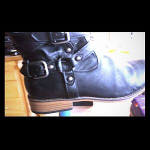 Knee high fashion boots