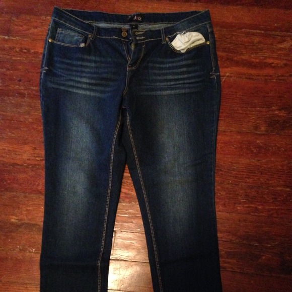Double button blue jeans