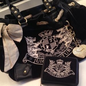 Juicy couture purse and wallet bundle