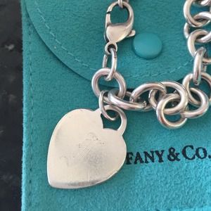 "i" monogrammed Tiffany & Co Heart Charm Bracelet