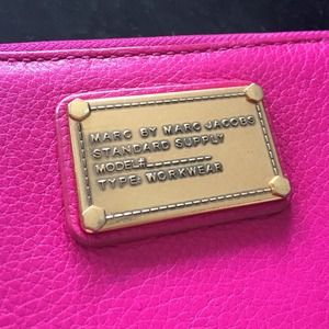 Marc Jacobs Pink Classic Q Wingman Phone Wallet.