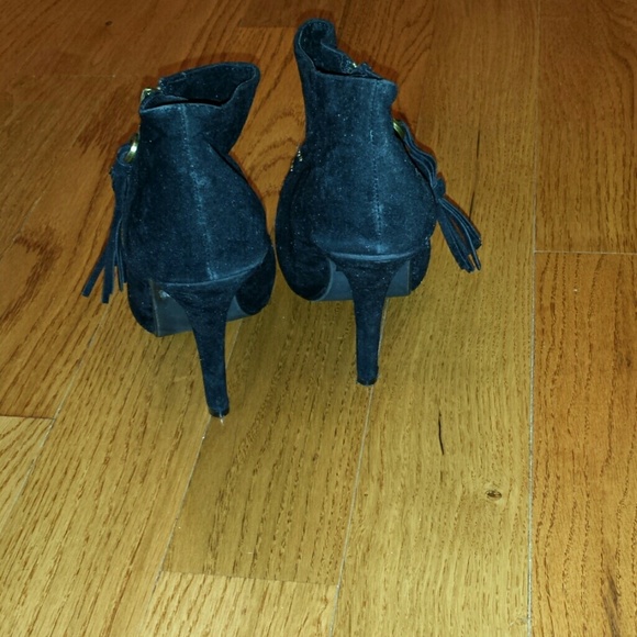 Sold - Picture 3 of 3