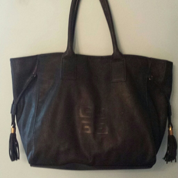 GIVENCHY parfume handbag💃👠👑😍💕
