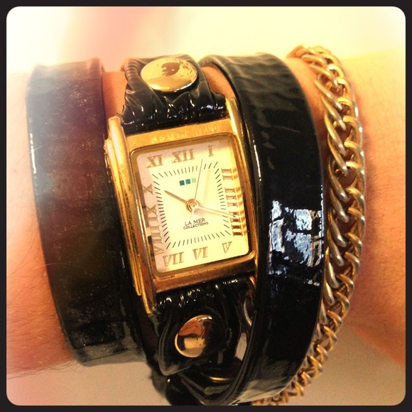 La Mer Black Wrap Watch