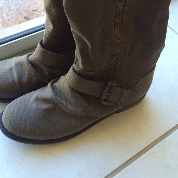 ️SoLD ❌ Last Discount ❗️Buckled Tall Boots - Picture 4 of 4