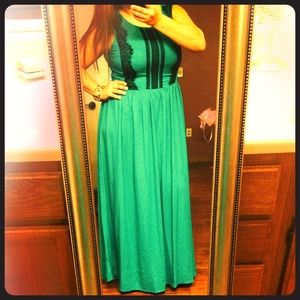 Emerald Green Formal Maxi Dress