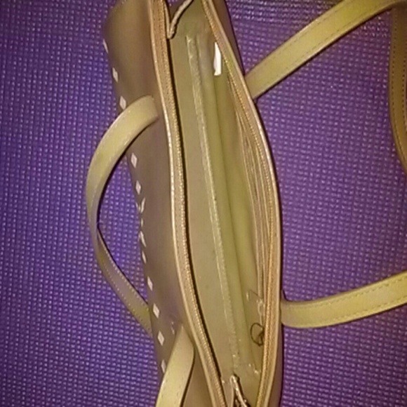 Handbag - Picture 2 of 3