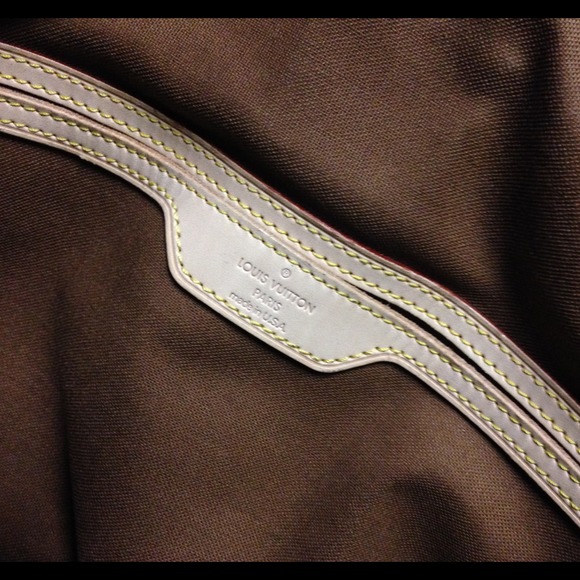 Louis Vuitton Palermo GM - Picture 3 of 4