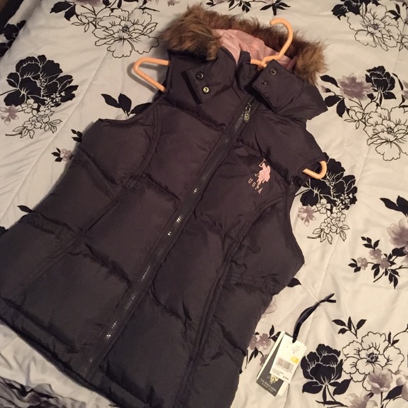 Outerwear - 🌟BRAND NEW💫 Vest