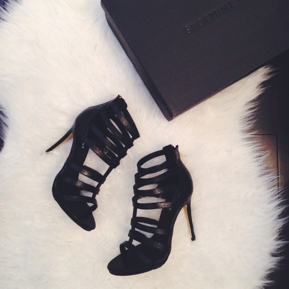 Shoemint Shoes - ❌SOLD❌ Black Strappy Heels