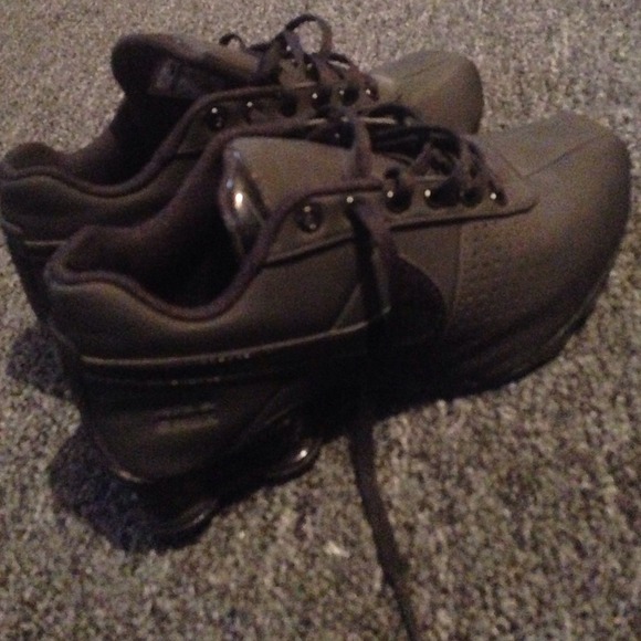 Brand new nike shox