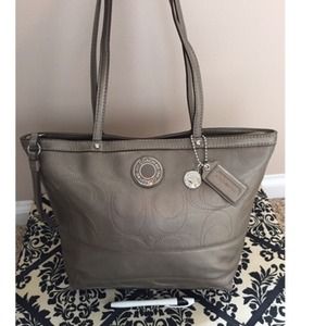 Coach Signature Leather Bronze Tote Authentic Bag