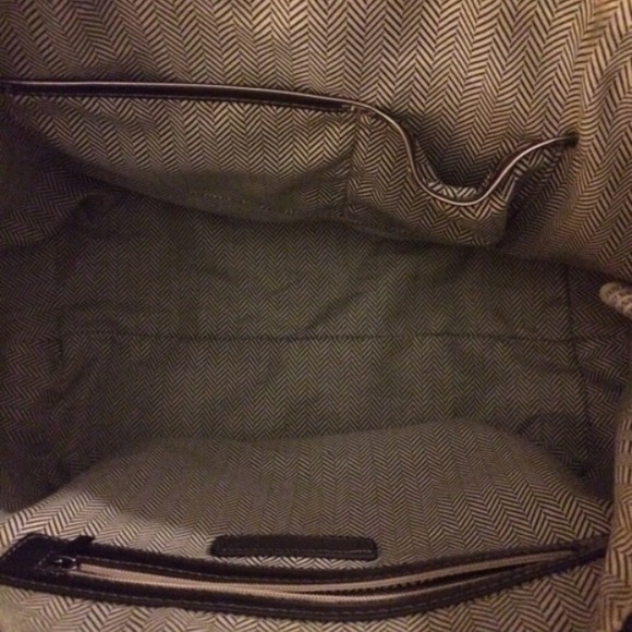 🚫🚫SOLD🚫🚫 Steven madden black/pewter purse - Picture 2 of 4