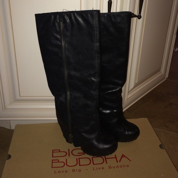 Black Boots