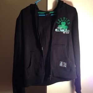 Boston Celtics Hoodie (BRAND NEW)