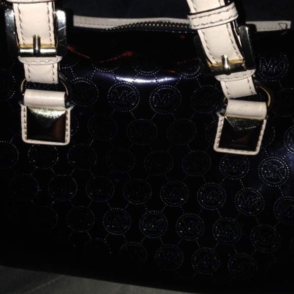 Mk purse