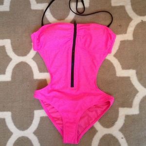 Pink one piece swimwear