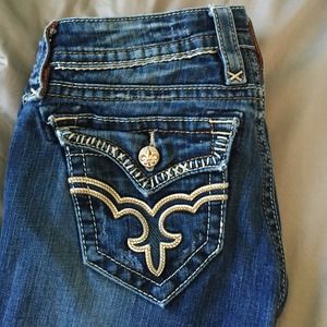 ROCK REVIVAL jeans