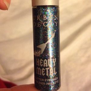 Heavy metal eyeliner in spandex