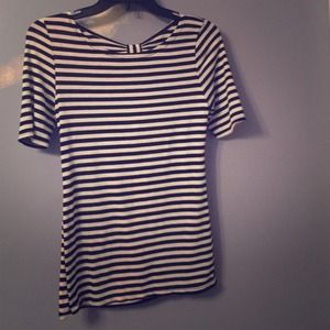 Black and white top with bow and cut out