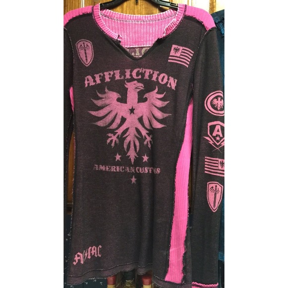 Reversible affliction shirt!
