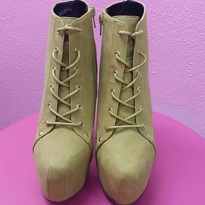 Carmel Ankle Boot with lace