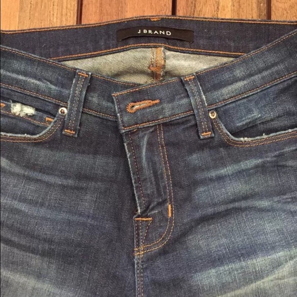 J Brand 835 Mid Rise Distressed Capri Skinny Jeans - Picture 2 of 4