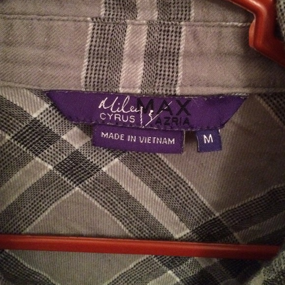 Gray Light Flannel Shirt - Picture 3 of 4