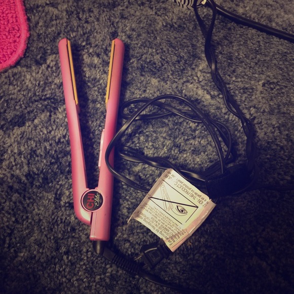 CHI elite hair straightener