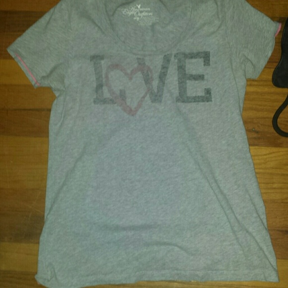 Large L?VE American Eagle tee shirt