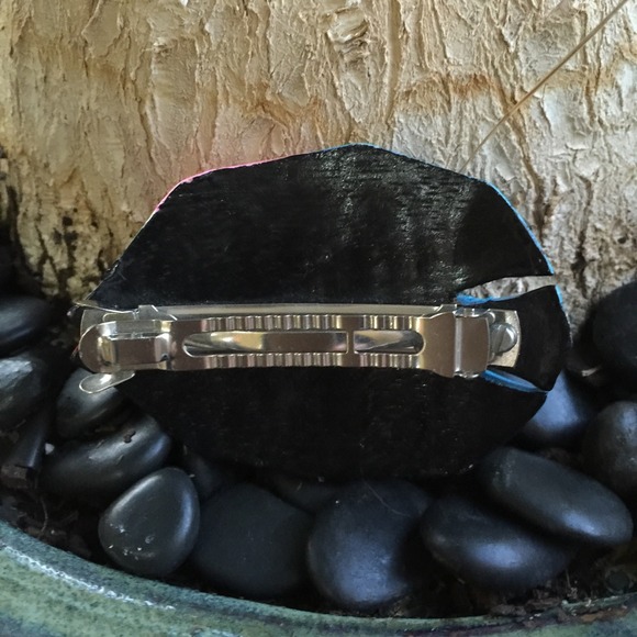 🎉2xHP🎉Hand-carved Painted Tropical Fish Barrette - Picture 2 of 2