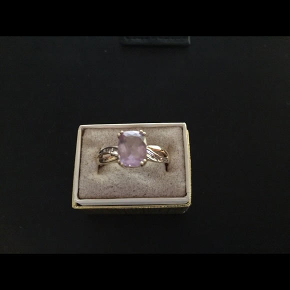 10k Gold Square Light Amethyst