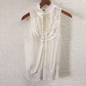 Ivory ruffle top!!