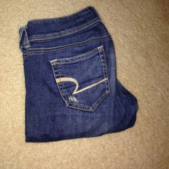 AMERICAN EAGLE SLIM BOOT JEANS