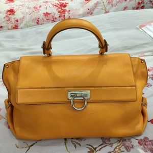 Salvatore Ferragamo Sofia