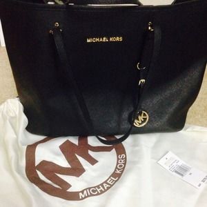 Authentic Black Michael Kors Jet Set Travel Tote