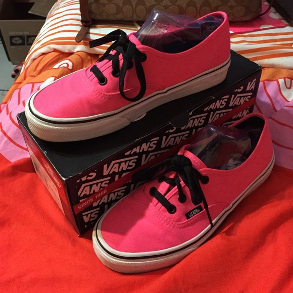Pink vans 🌟NEW🌟
