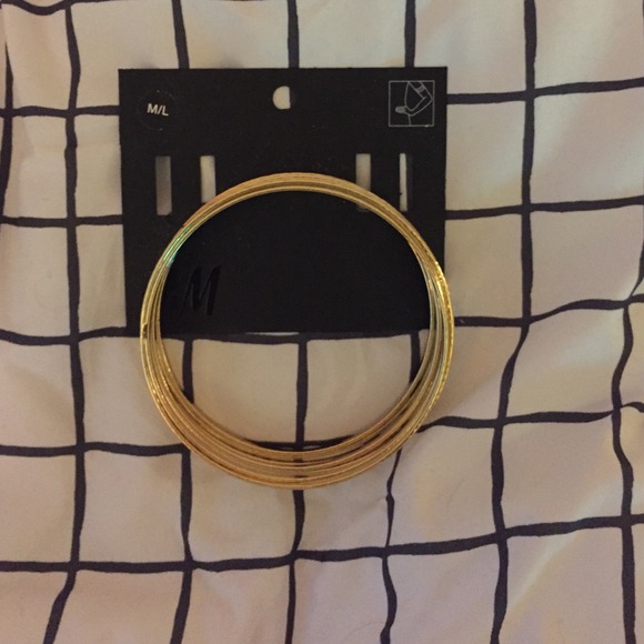 H&M Jewelry - H&M arm band arm cuff