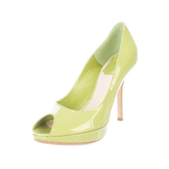 🎉HP🎉Dior leather patent pumps - Picture 3 of 3